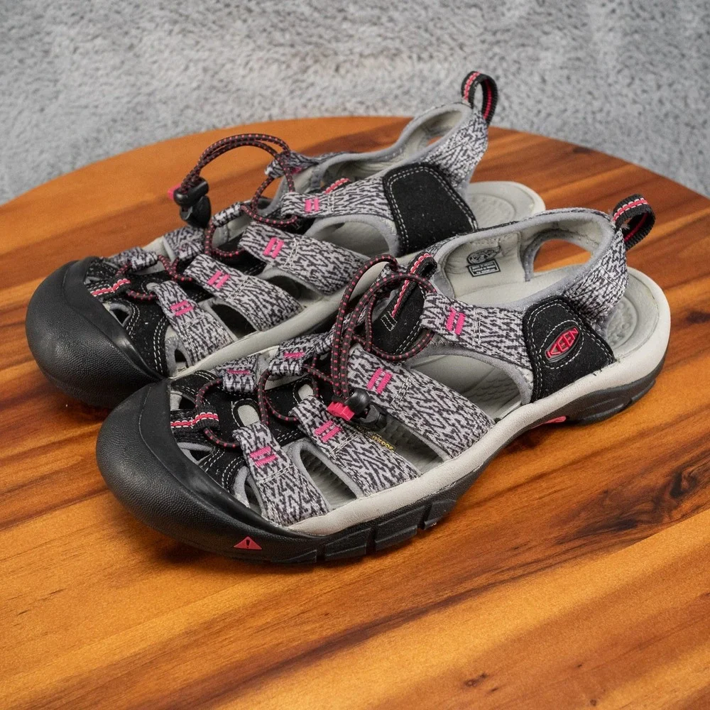 Women's Keen Newport H2 Water Shoes Hiking Sandals Waterproof Size US 9